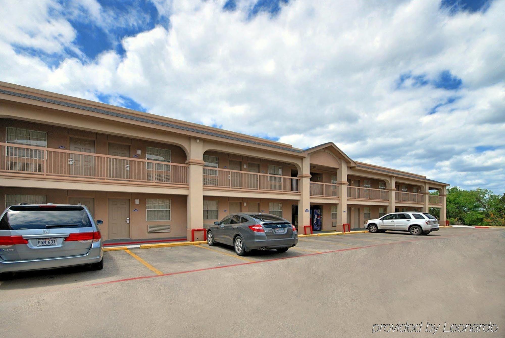 Americas Best Value Inn Killeen Ft Hood Exterior photo